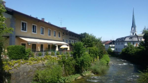 Отель Hotel Pension Lindenhof, Прин-Ам-Химзее